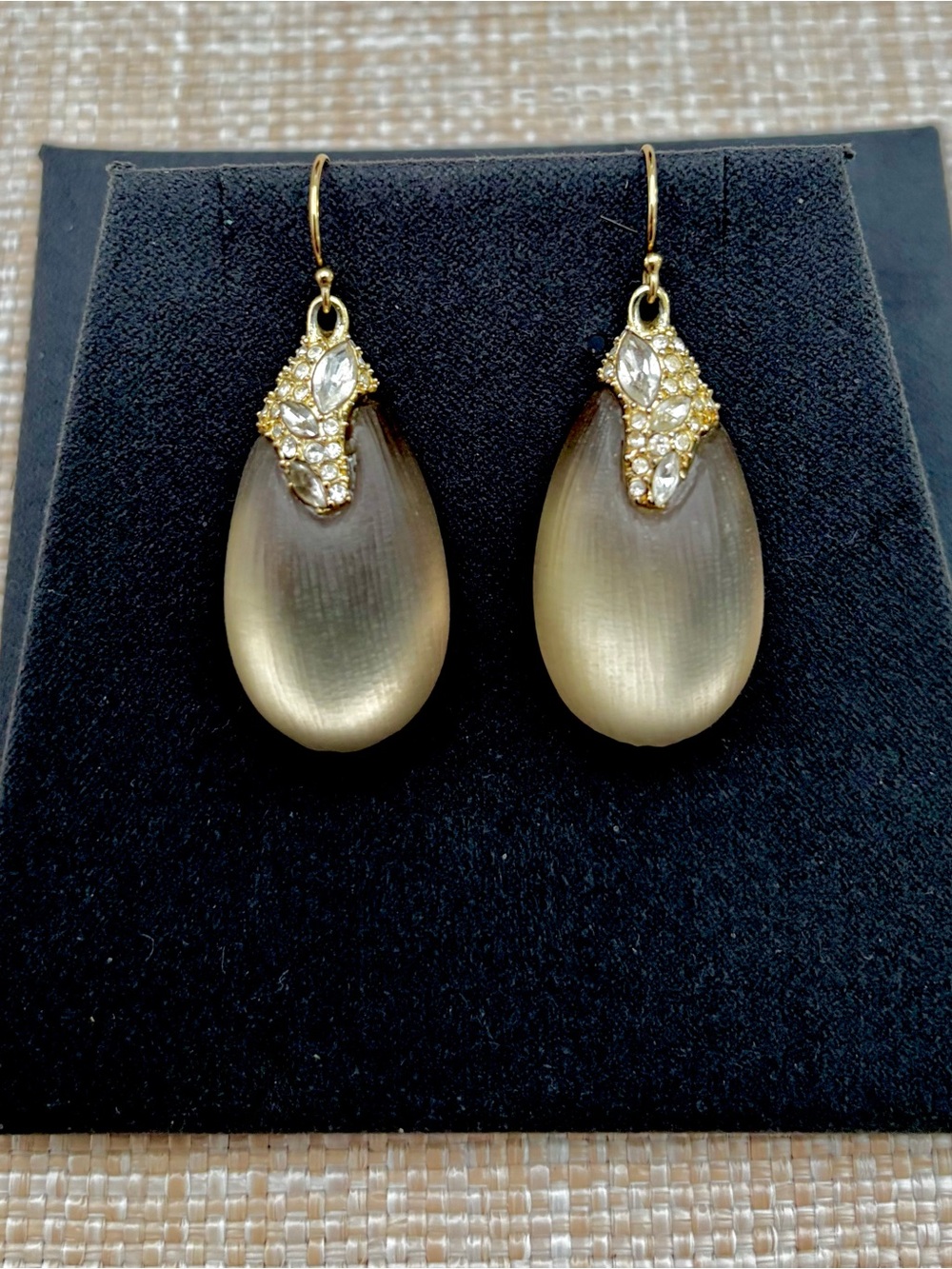 ✨ Alexis Bittar Crystal & Lucite Statement Earrings